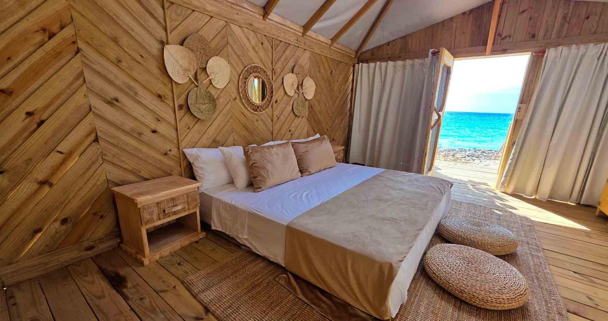 Glamping Ecolodge Cueva De Las Aguilas Pedernales Εξωτερικό φωτογραφία